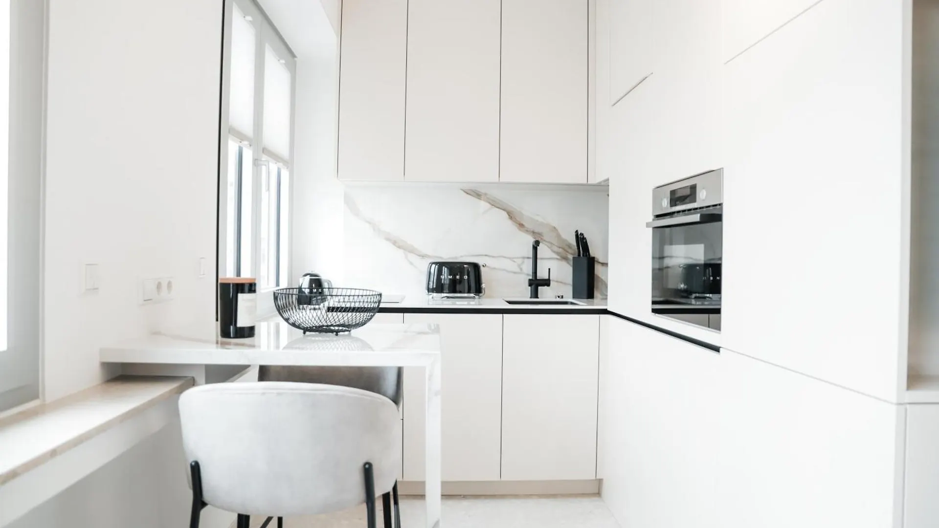 Core Luxembourg City Royal-Studio & Parking 0*,